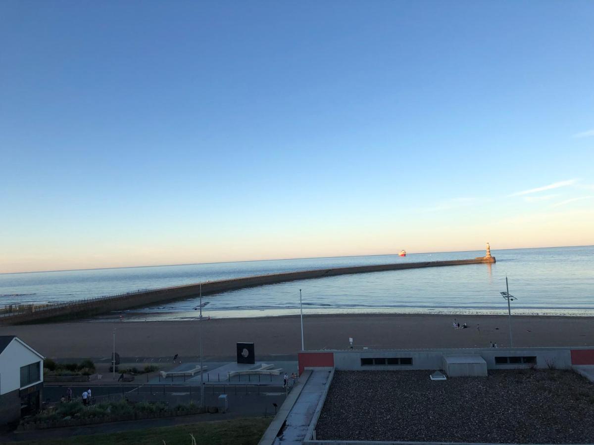 Roker Cottage, Luxury Seaside Apartment, Private Parking, Sky Tv Sunderland  Exterior foto